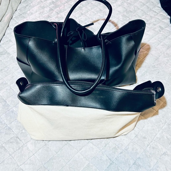 Woven Handbag - Picture 3 of 5